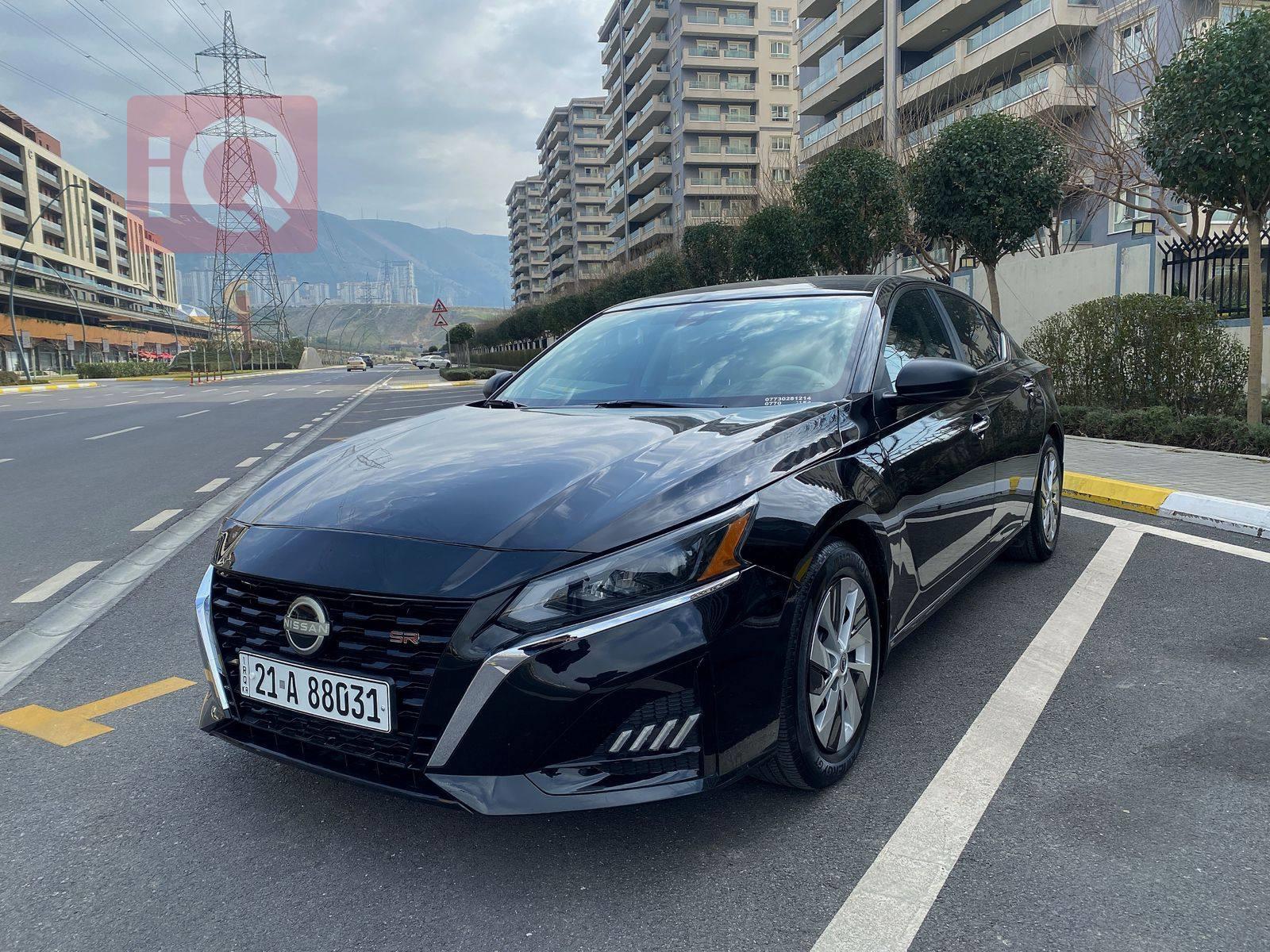 نيسان ألتيما